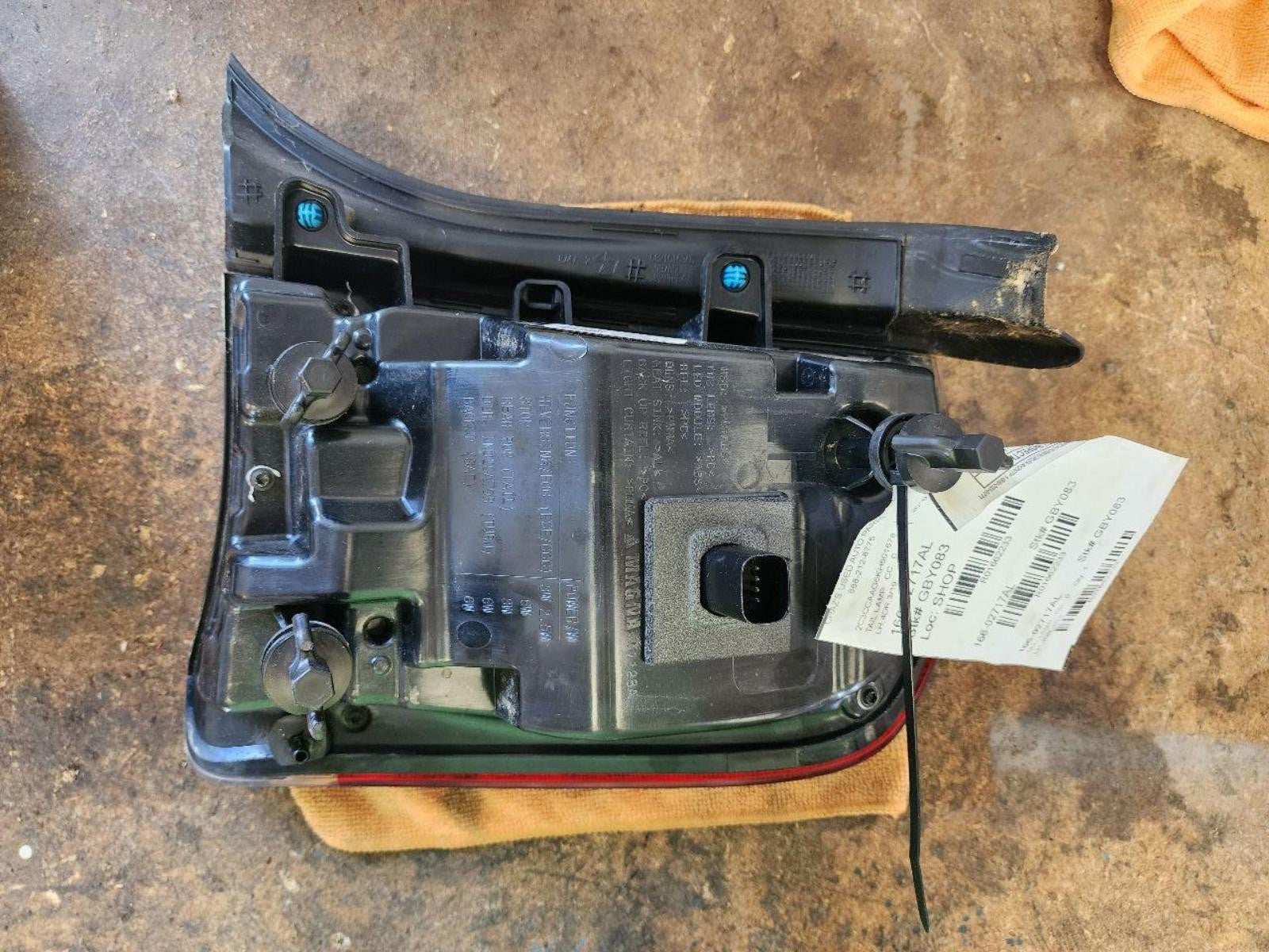 CHRYSLER 300 L Taillight (LED), black trim, L. 15 16 17 18 19 20
