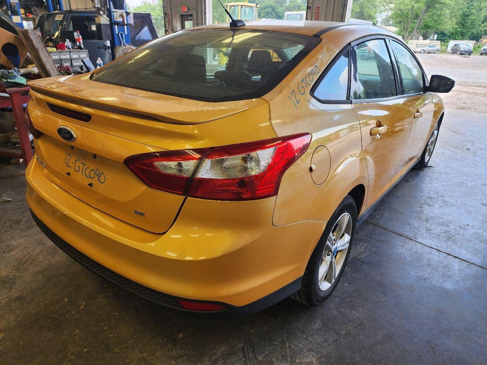 FORD FOCUS Engine gasoline, (2.0L, VIN 2, 8th digit), thru 05/31/11 12