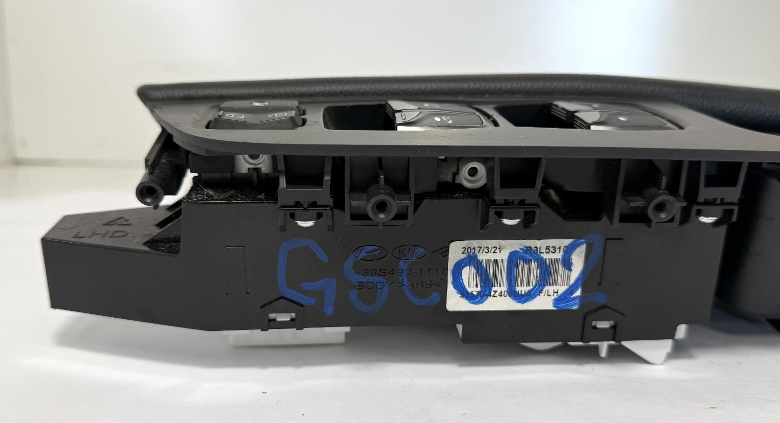 2017-2019 HYUNDAI SANTA FE MASTER WINDOW SWITCH DOOR LOCK FRONT LEFT OEM