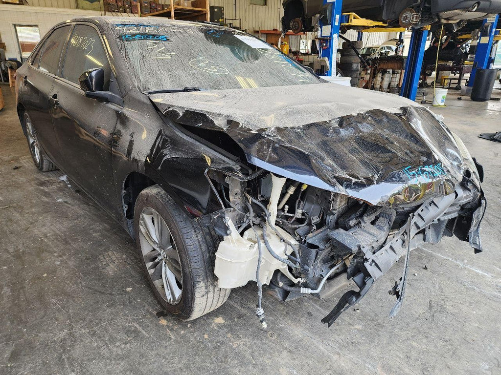 Used Windshield Wiper Motor fits: 2015 Toyota Camry  Grade A
