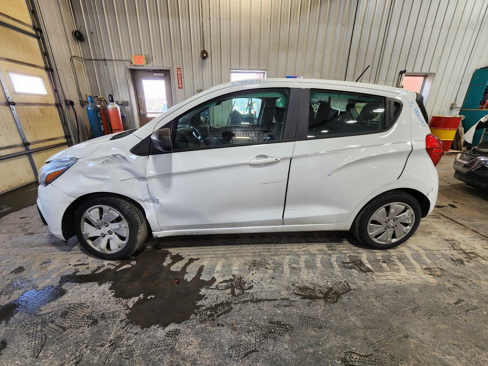 Used Air Cleaner Assembly fits: 2016 Chevrolet Spark  Grade A