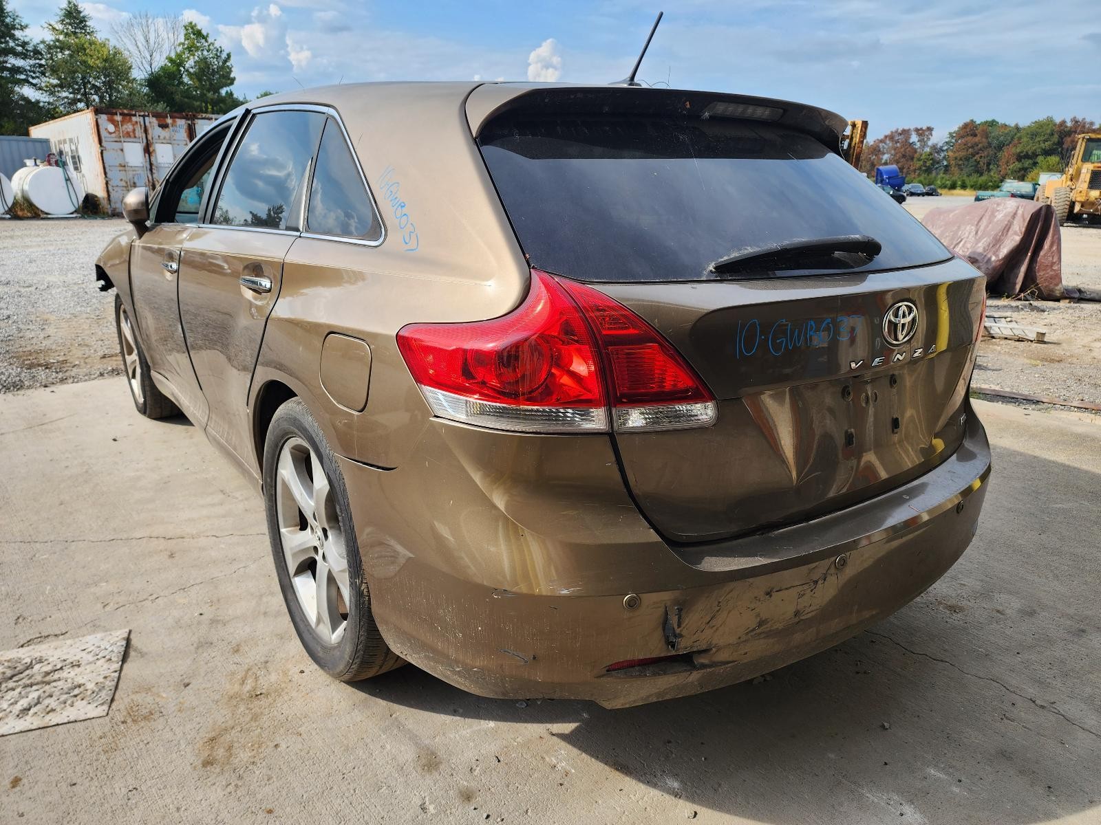 Used Alternator fits: 2010 Toyota Venza 100 amp Grade A