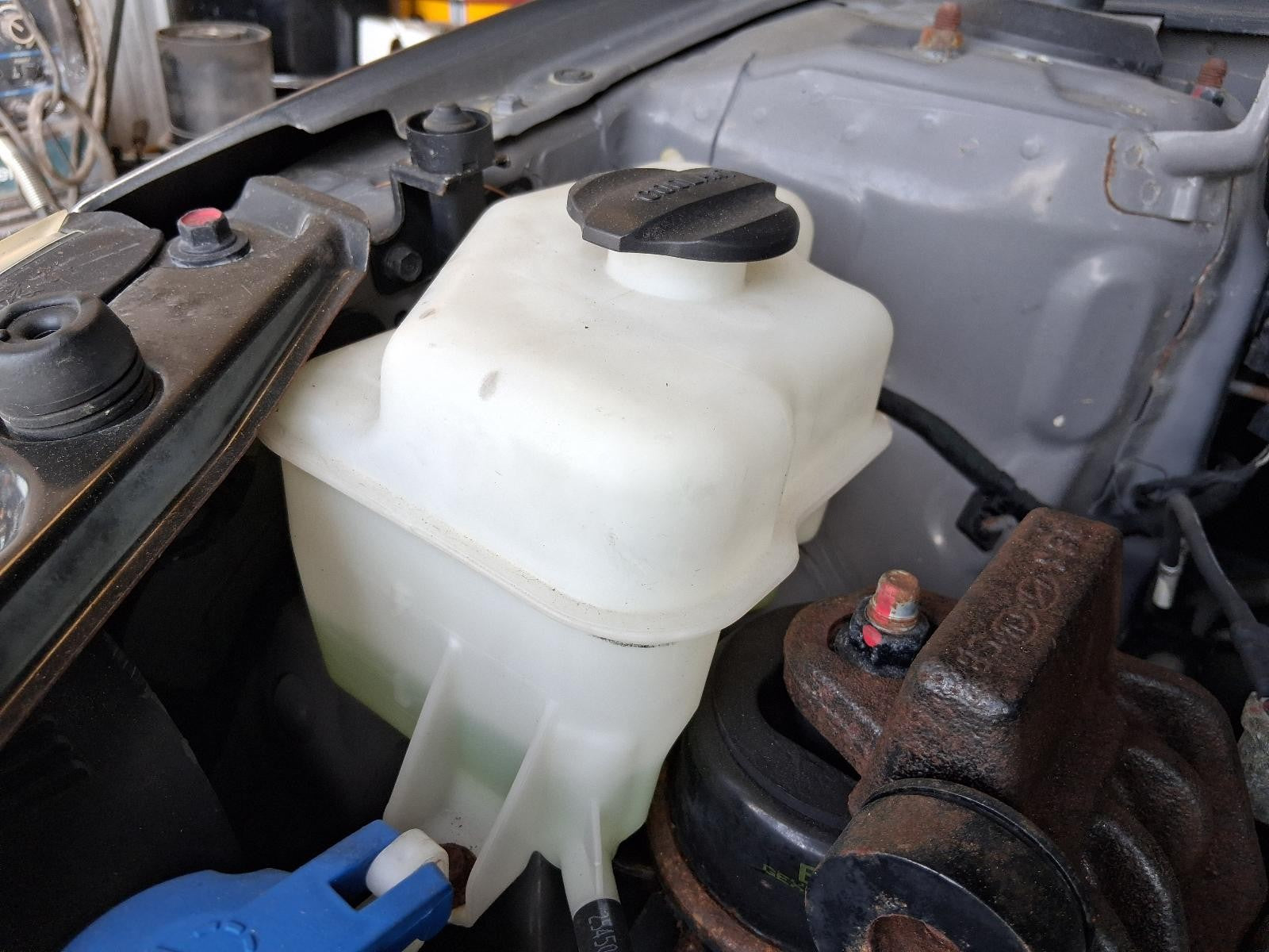 Used Engine Coolant Reservoir fits: 2012 Kia Optima VIN C 8th digit Limited Grad