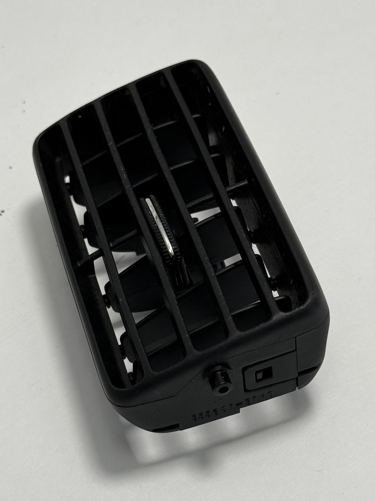 2002-2006 LEXUS ES330 HEATER AC CENTER DASH AIR VENT OEM