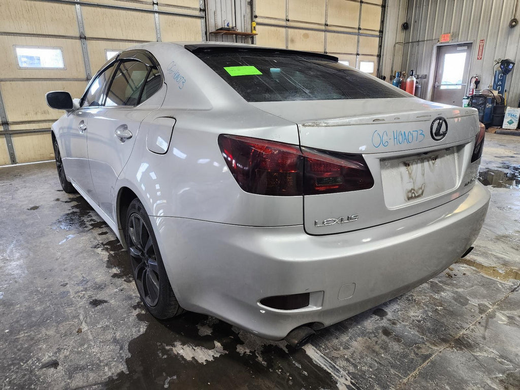 Used Windshield Wiper Motor fits: 2006 Lexus IS250  Grade A