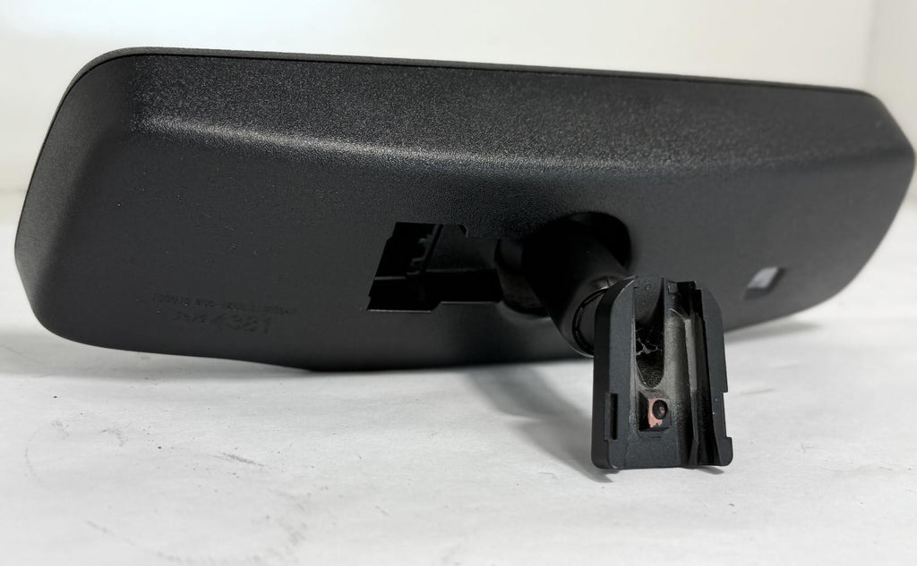 2010-2014 SUBURBAN TAHOE YUKON REAR VIEW INTERIOR MIRROR OEM 