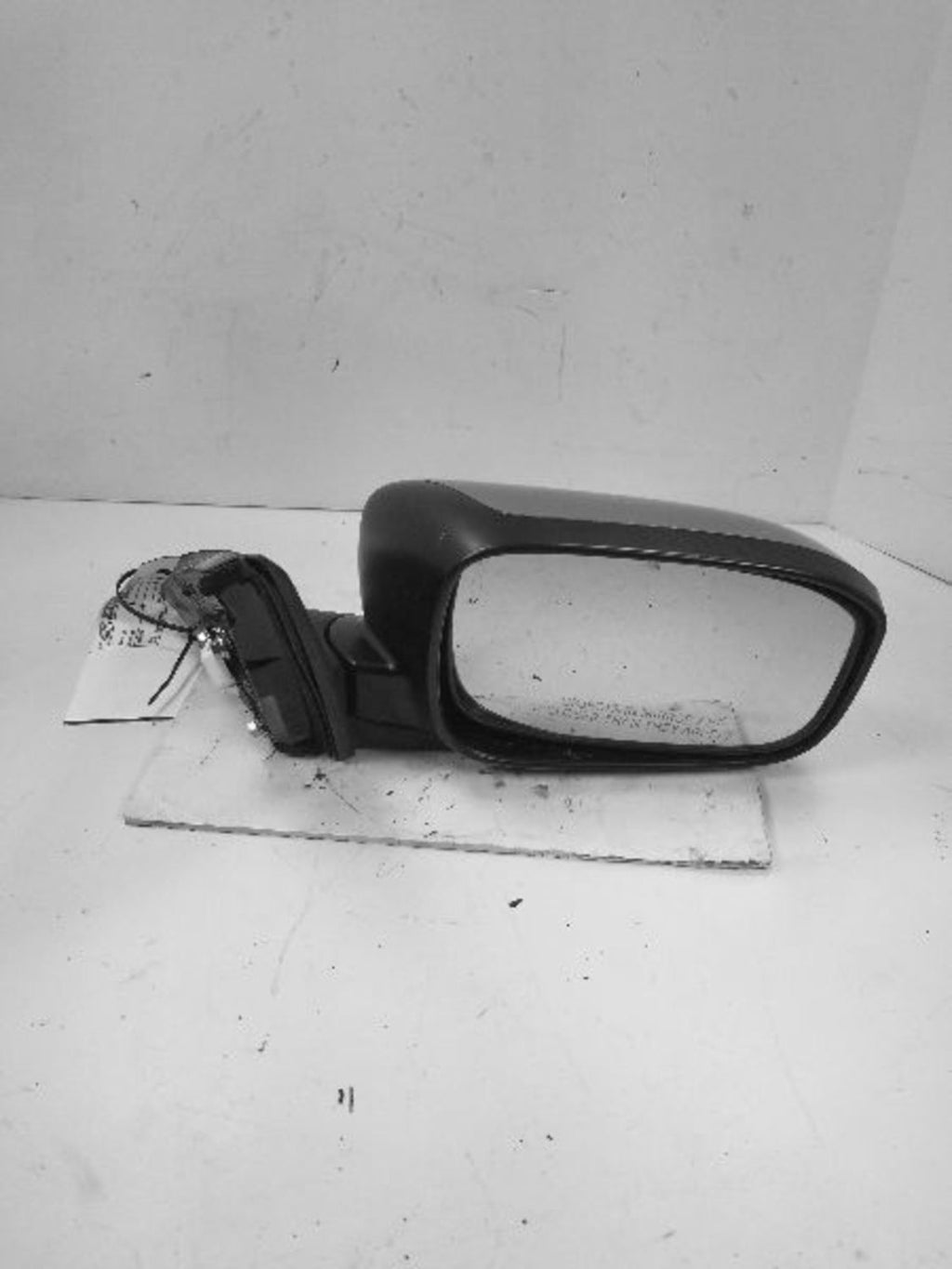 Used Right Door Mirror fits: 2003 Honda Accord Power Sdn non-heated Right Grade