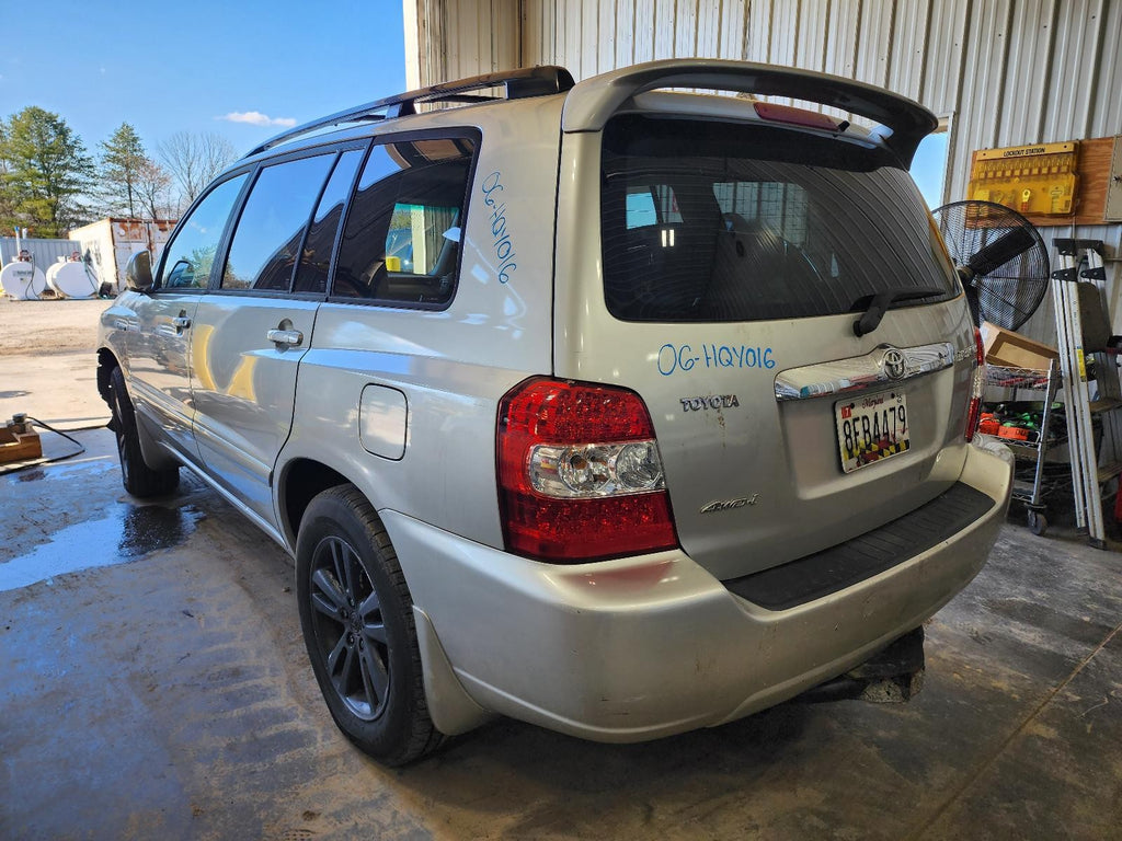 Used Front Right Door Window Regulator Front fits: 2006 Toyota Highlander electr