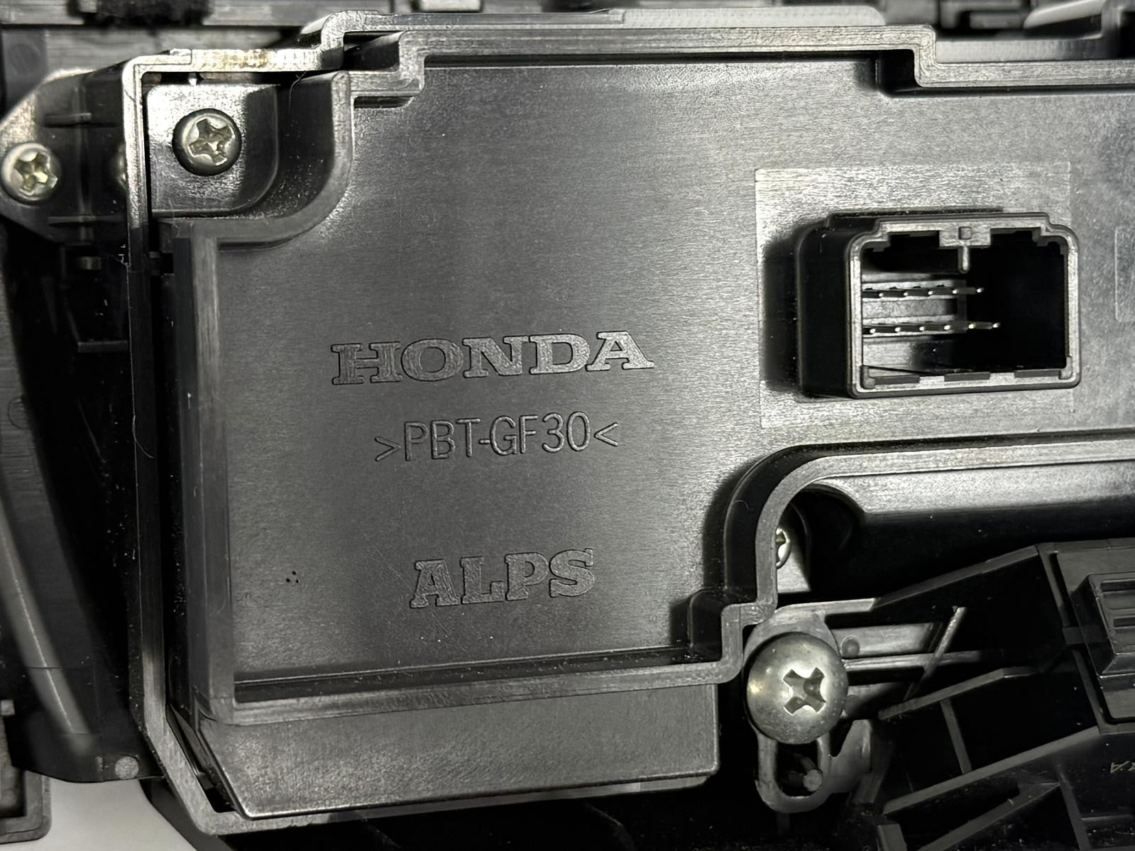Used A/C Selector Switch fits: 2021 Honda Civic US market Europe built Hatchback