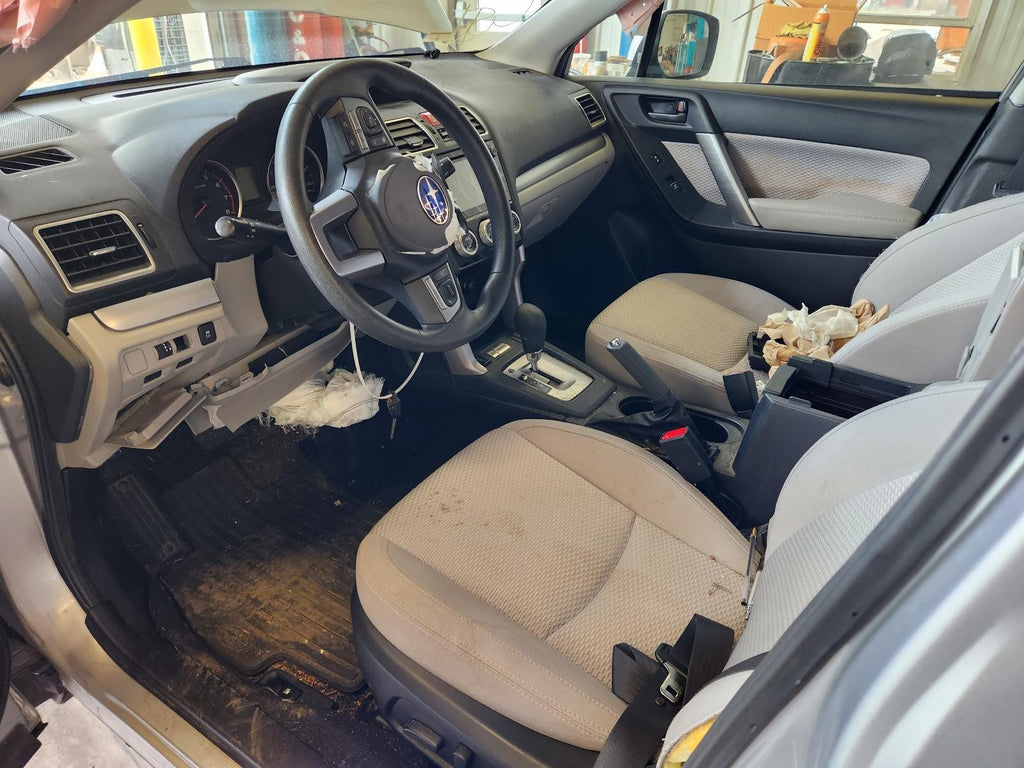 Used Air Cleaner Assembly fits: 2017 Subaru Forester 2.5L w/PZEV Grade A