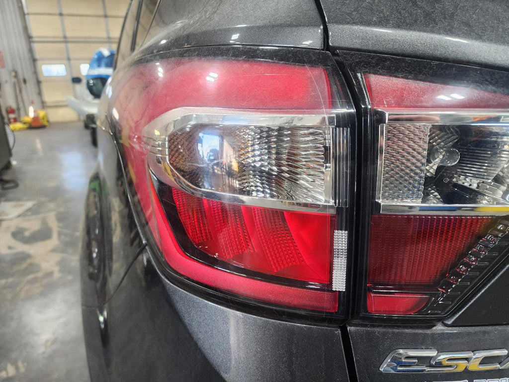 Used Left Tail Light Assembly fits: 2017 Ford Escape quarter panel mounted brigh