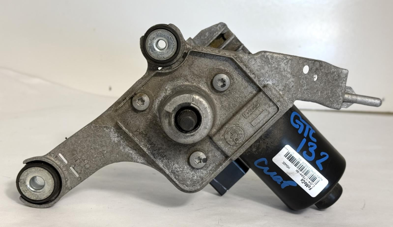 Used Right Windshield Wiper Motor fits: 2018 Ford Escape Right Grade A
