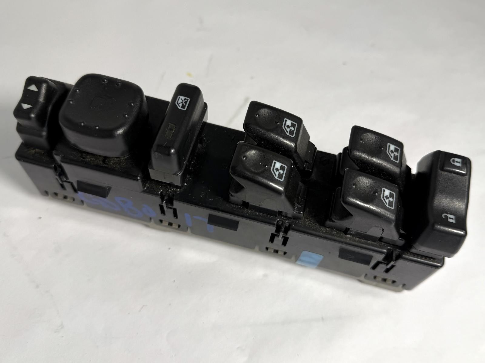 2003-2006 CHEVROLET TAHOE MASTER WINDOW SWITCH OEM