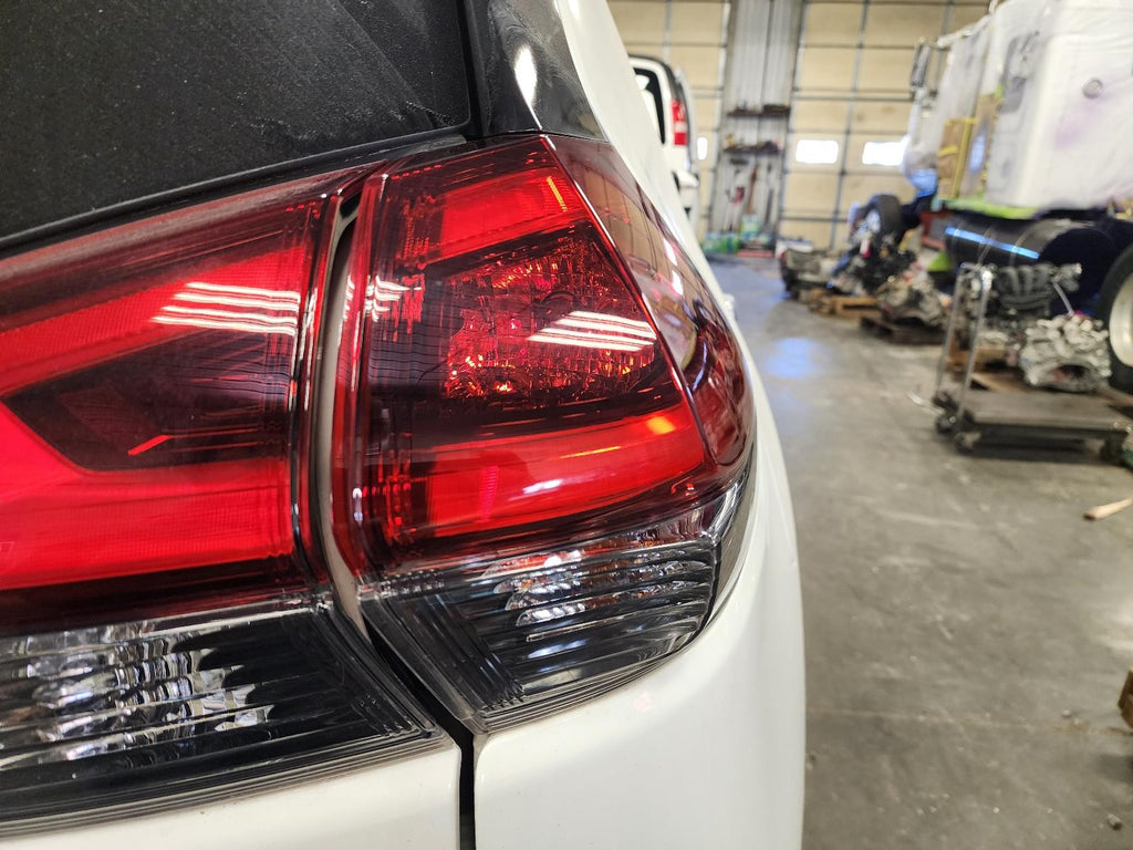 Used Right Tail Light Assembly fits: 2020 Nissan Rogue VIN 5 1st digit USA built