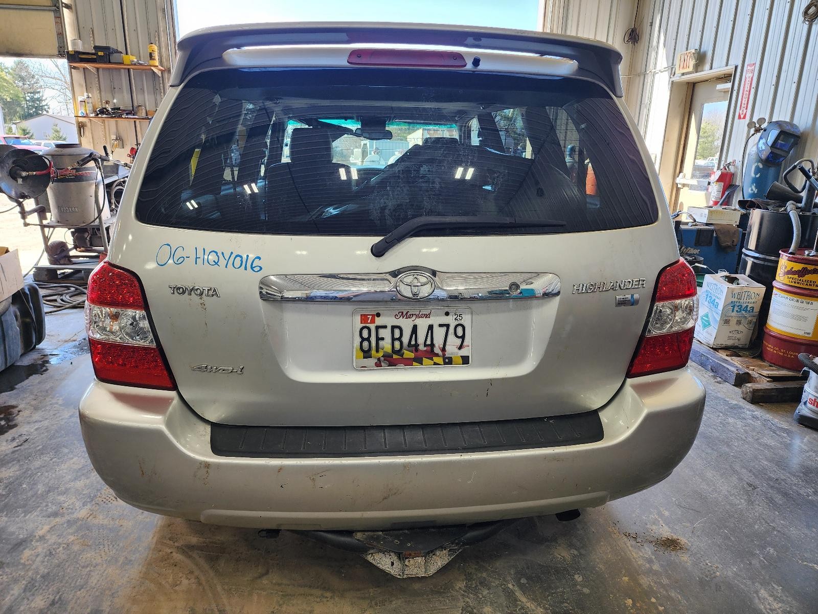 Used Left Door Mirror fits: 2006 Toyota Highlander Power L. w/heated Left Grade