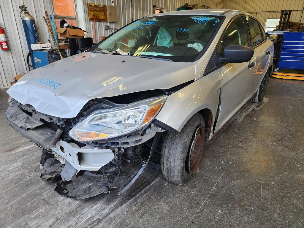 Used Rear Right Door Window Regulator Rear fits: 2014 Ford Focus manual Rear Rig