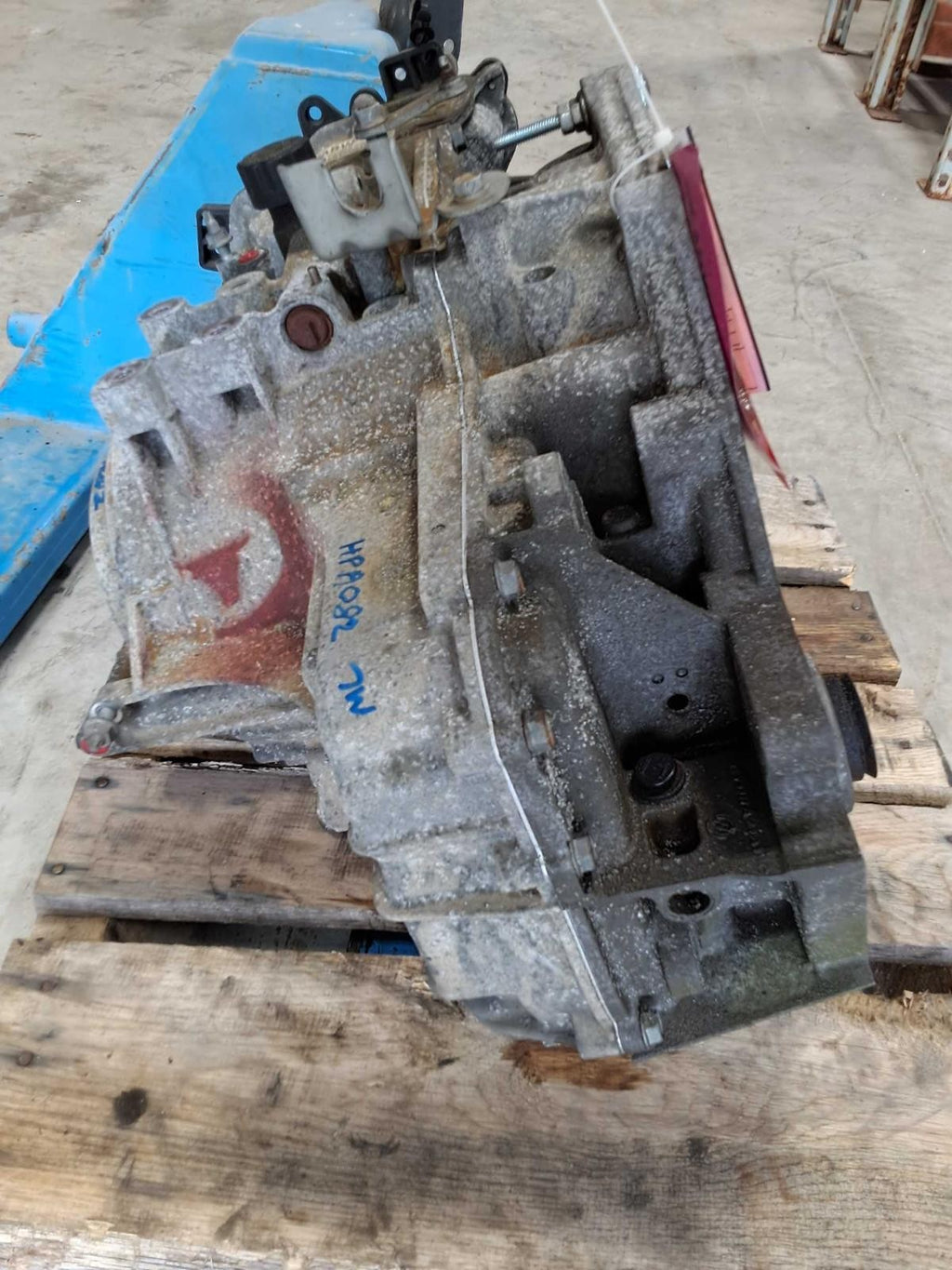 Used Automatic Transmission Assembly fits: 2017 Chevrolet Equinox AT FWD 2.4 Gra