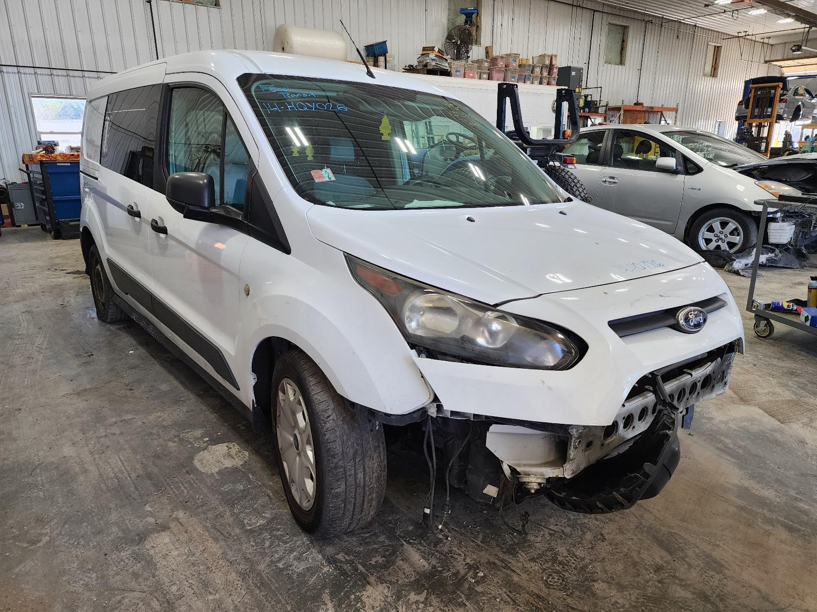 Used Right Windshield Wiper Motor fits: 2014 Ford Transit connect Right Grade A