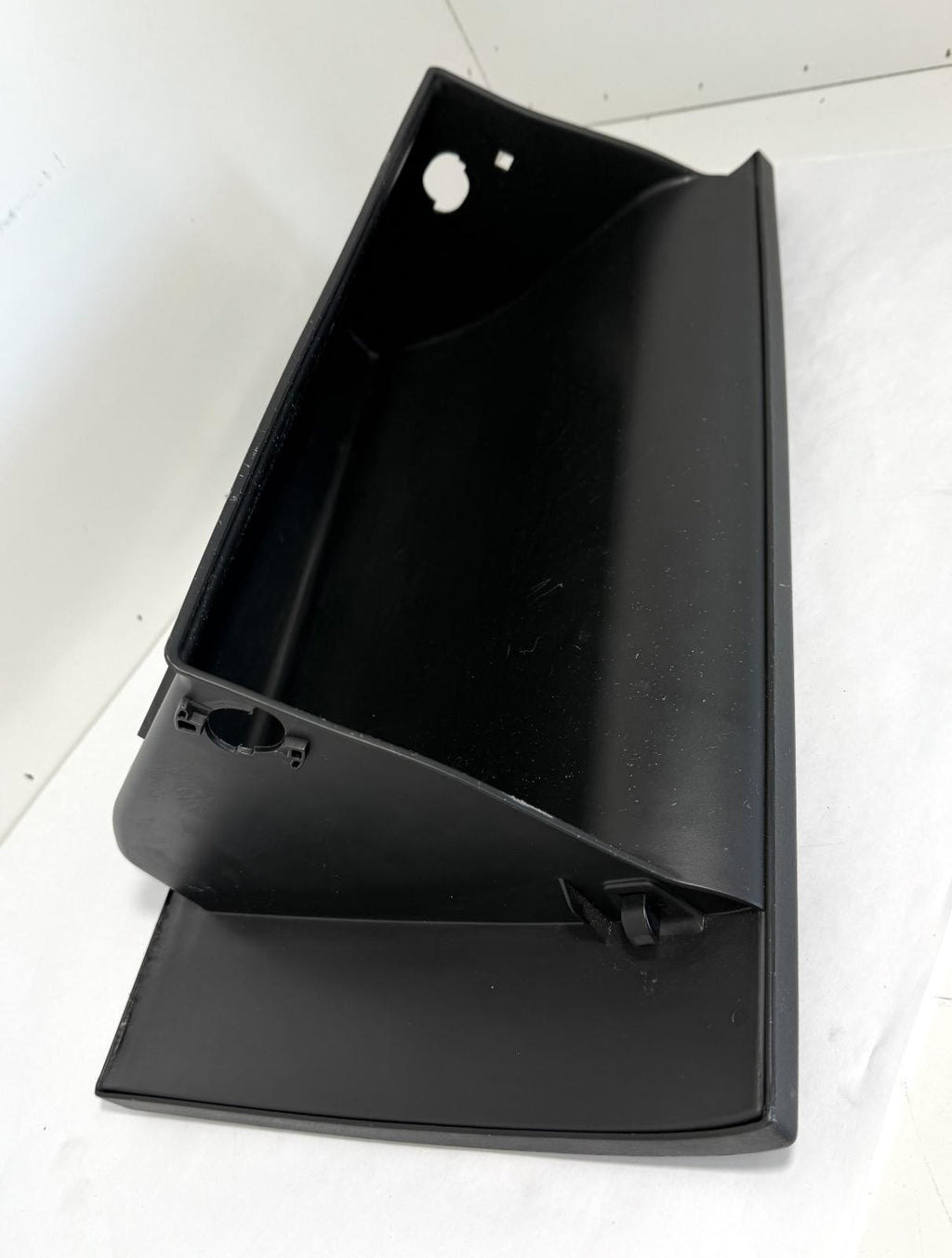 2011-2015 KIA SORENTO GLOVE BOX STORAGE COMPARTMENT DOOR OEM