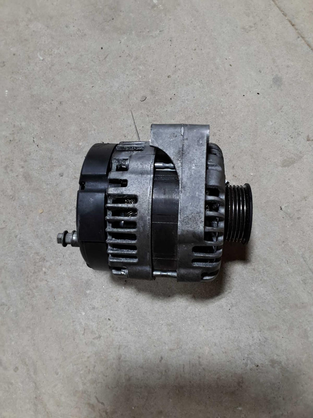 Used Alternator fits: 2008 Chevrolet Silverado 1500 pickup 145 amp ID 20881337 G