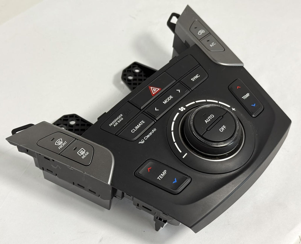 2017-2018 HYUNDAI SANTA FE CLIMATE TEMPERATURE CONTROL HEATER A/C OEM