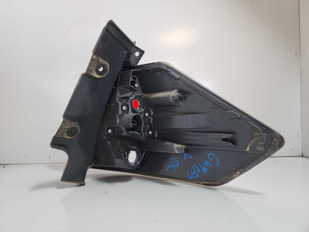 Used Left Tail Light Assembly fits: 2016 Nissan Rogue VIN 5 1st digit USA built
