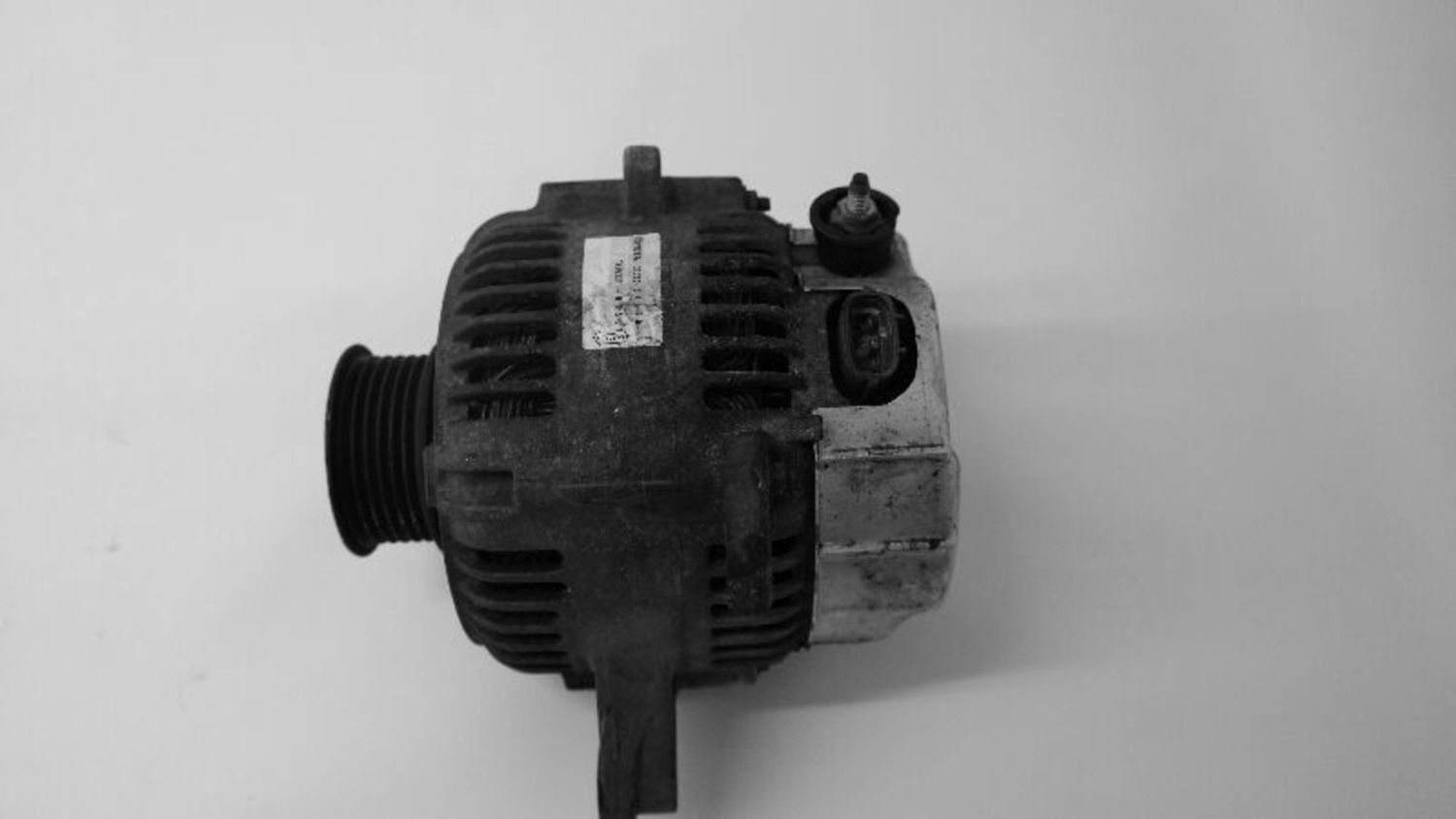 Used Alternator fits: 2004 Toyota Avalon  Grade C
