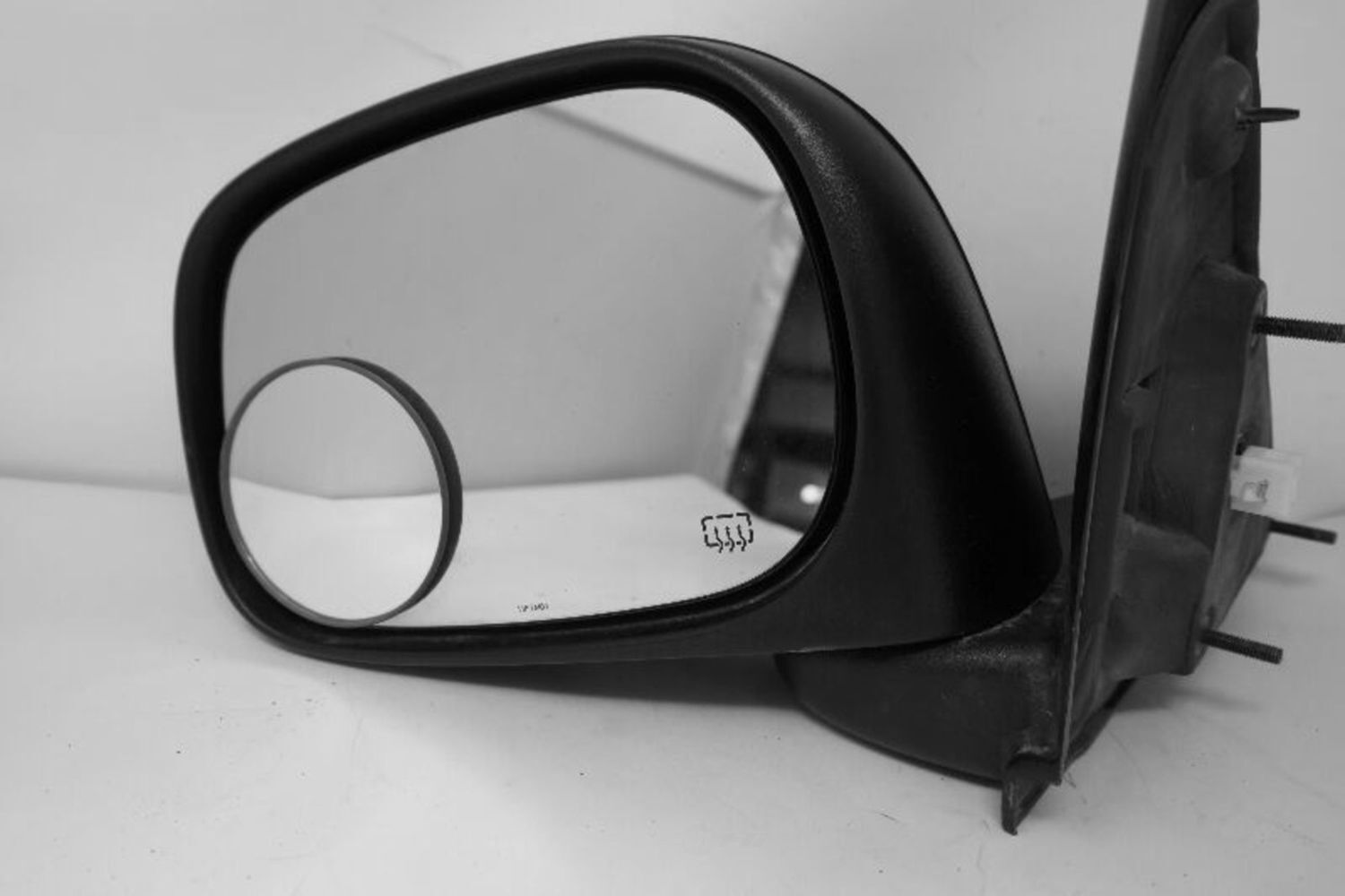 Used Left Door Mirror fits: 2005 Dodge 1500 PICKUP Power exc. trailer tow Left G