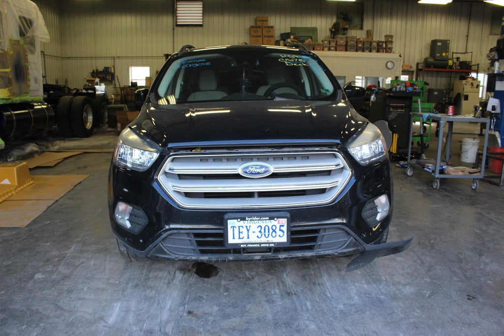 Used Left Tail Light Assembly fits: 2018 Ford Escape quarter panel mounted brigh