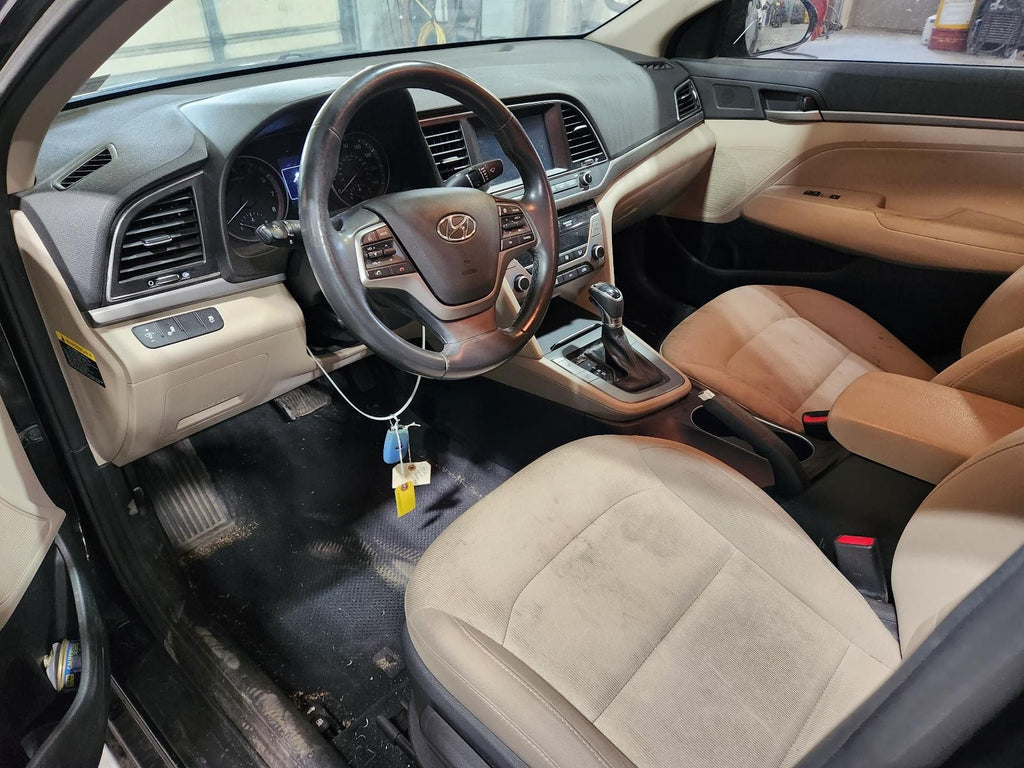 Used Windshield Wiper Motor fits: 2018 Hyundai Elantra Sedan Grade A