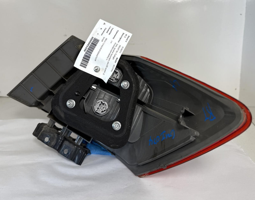 2013-2015 HONDA ACCORD TAILLIGHT LEFT DRIVER SIDE OEM