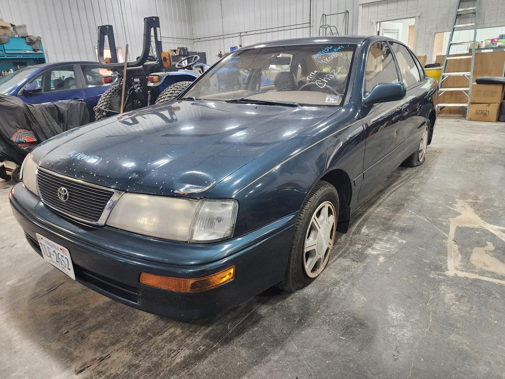 Used Engine Control Module (ECM) fits: 1995 Toyota Avalon Electronic Control Mod