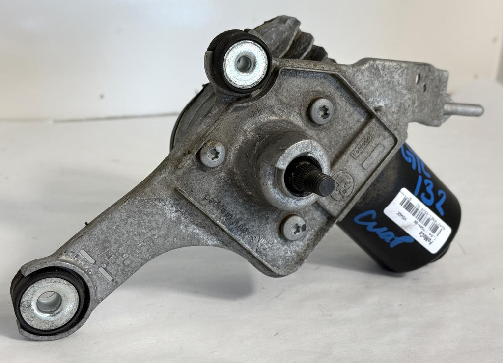 Used Right Windshield Wiper Motor fits: 2018 Ford Escape Right Grade A