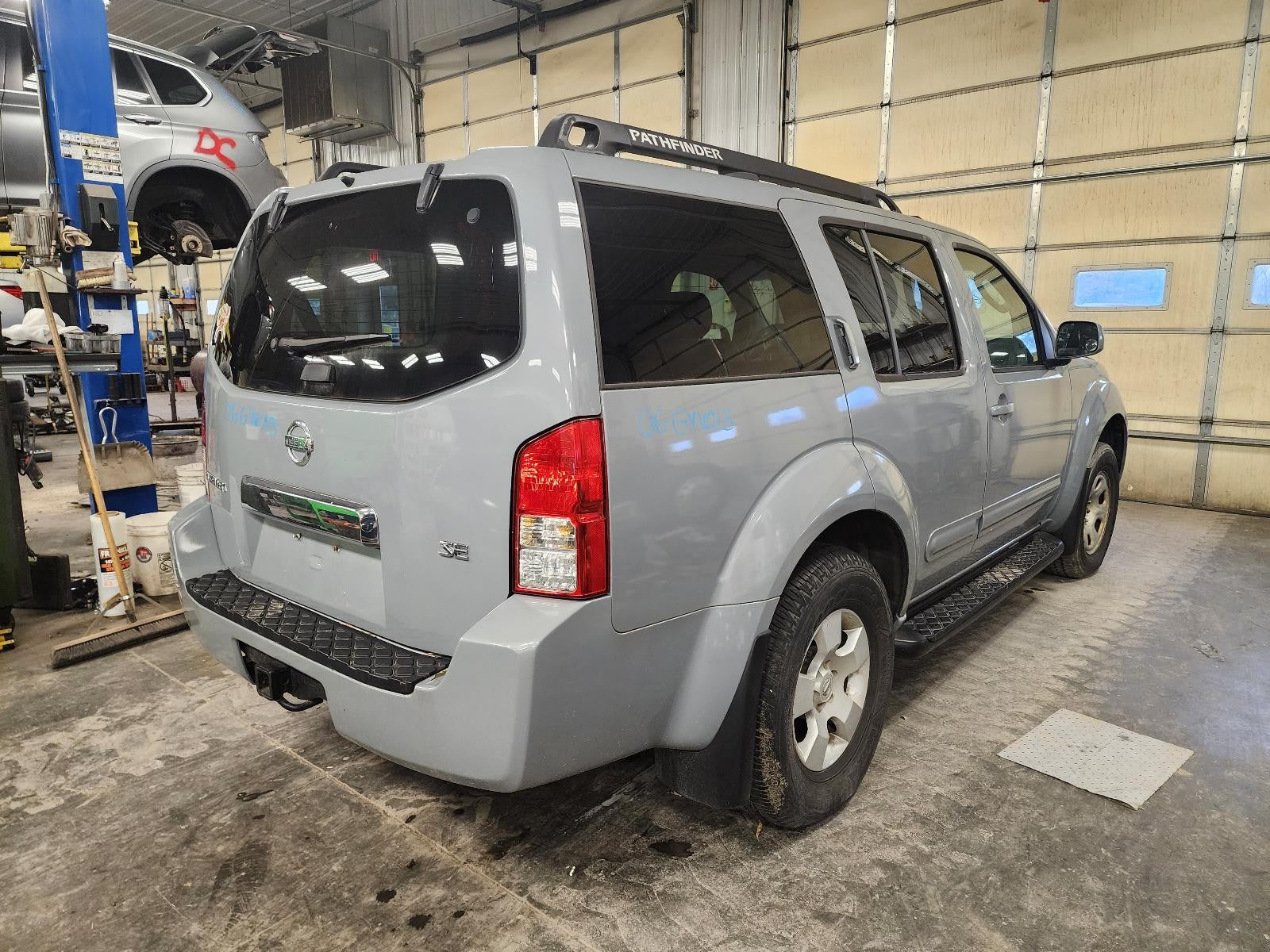 Used A/C Compressor fits: 2006 Nissan Pathfinder 4.0L 6 cylinder Grade C