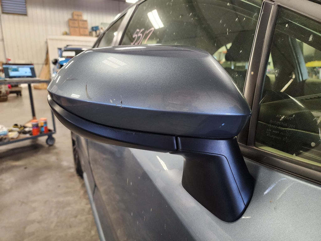 Used Right Door Mirror fits: 2022 Toyota Corolla Sedan power heated w/o turn sig