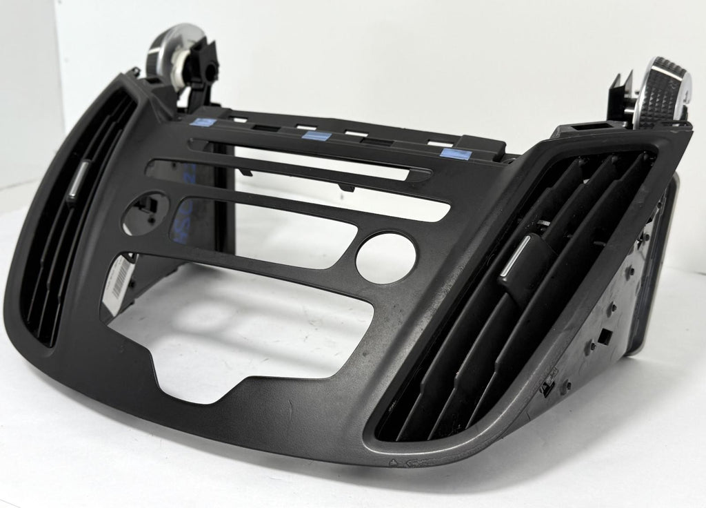 2016-2018 FORD ESCAPE UPPER CENTER DASH BEZEL TRIM WITH AIR VENTS OEM