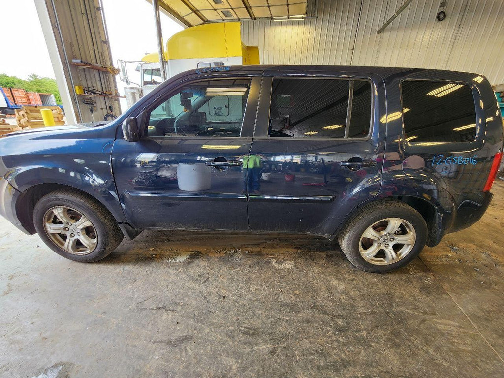Used Left Door Mirror fits: 2012 Honda Pilot Power heated w/o turn signals paint