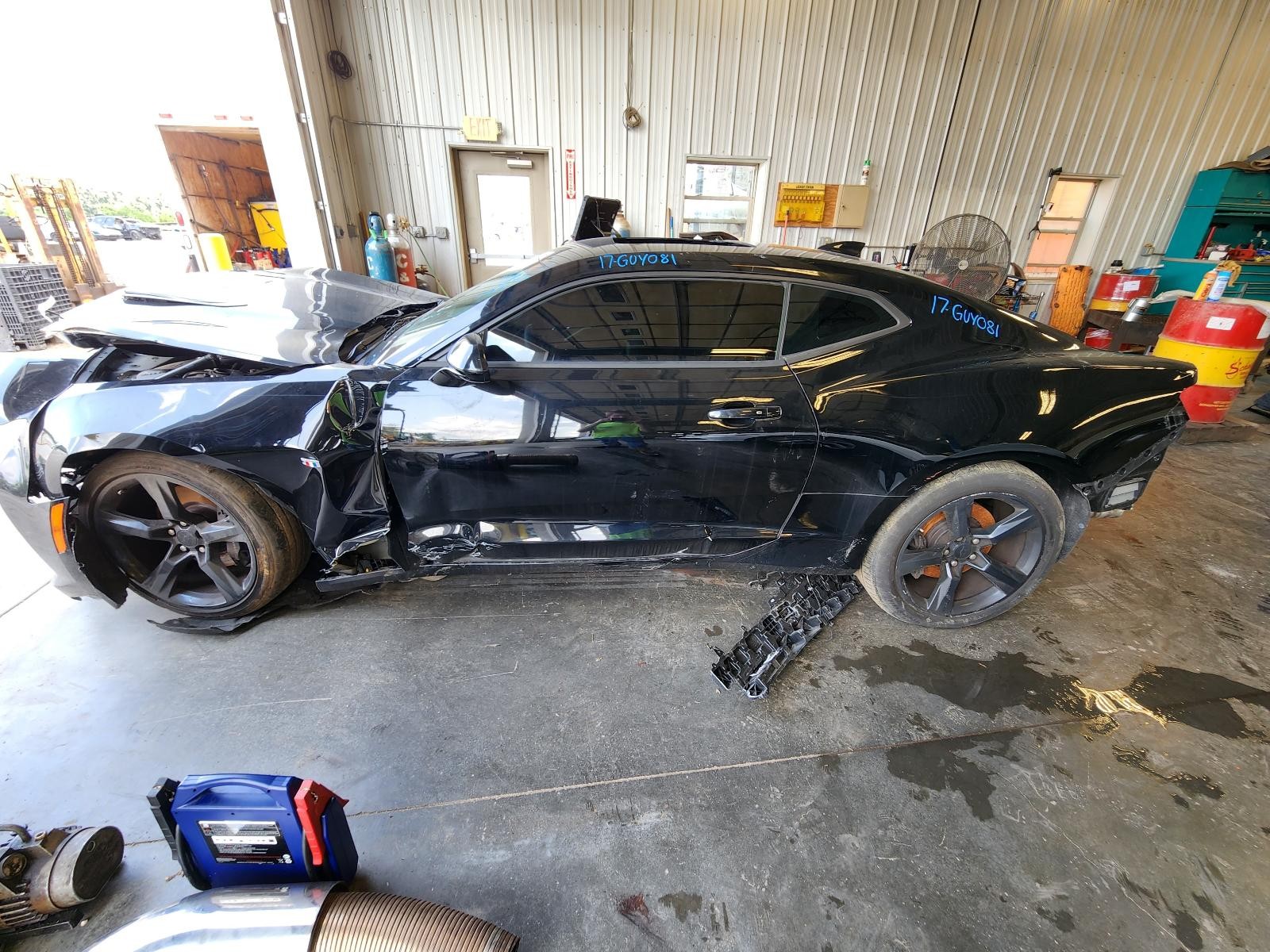 Used Front Right Door Window Regulator Front fits: 2017 Chevrolet Camaro from 02