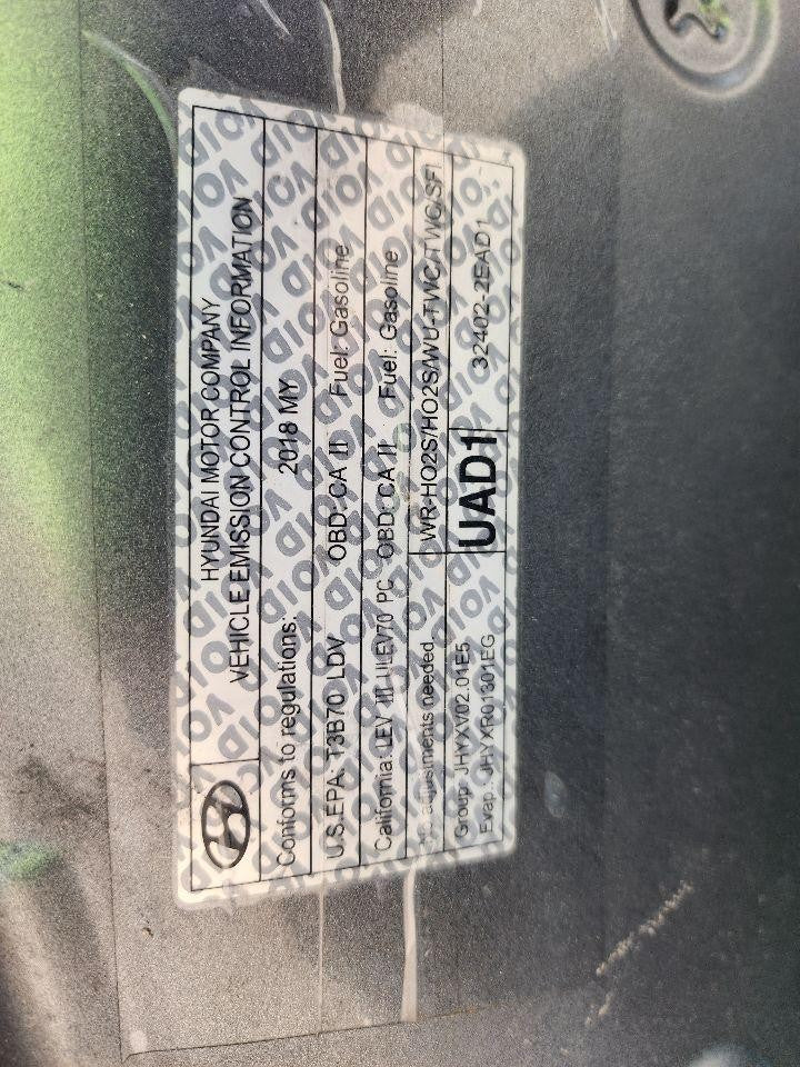 Used Rear Right Door Assembly Rear Side fits: 2018 Hyundai Elantra electric Seda