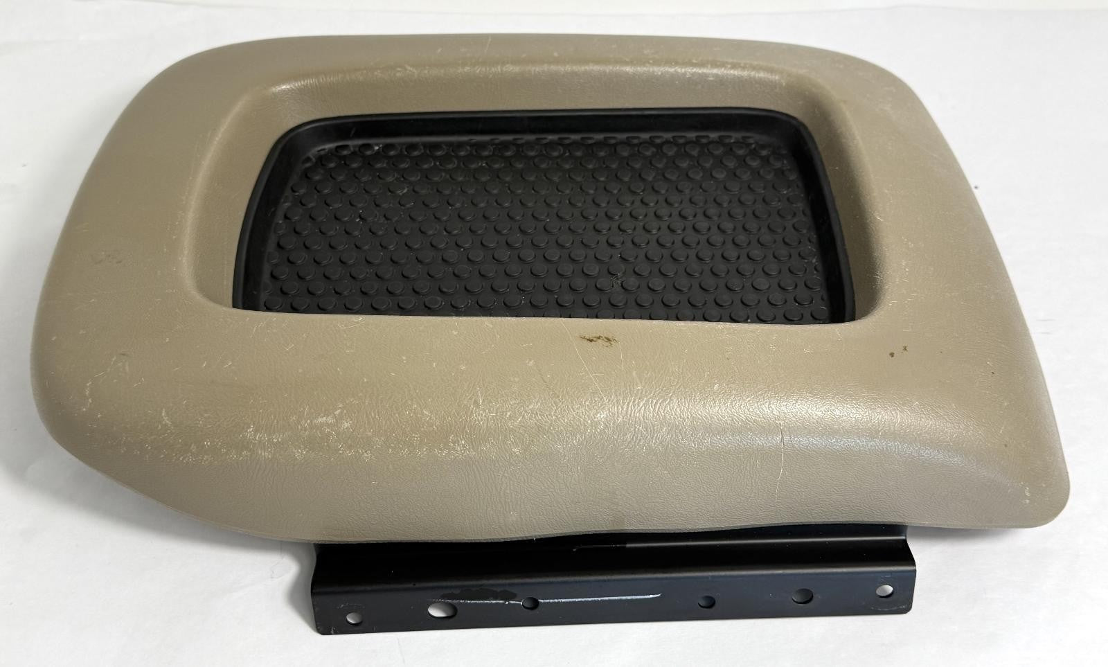 2003-2006 CHEVROLET TAHOE CENTER CONSOLE DOOR LID ARMREST OEM 
