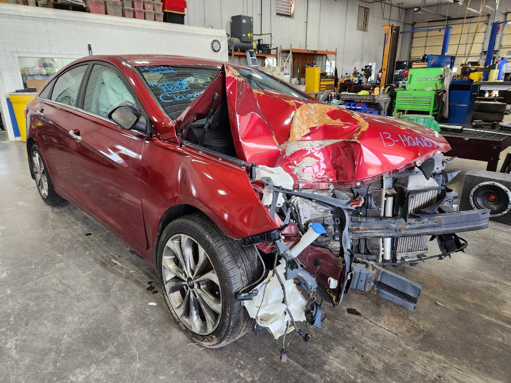 Used Right Tail Light Assembly fits: 2013 Hyundai Sonata VIN C 8th digit quarter