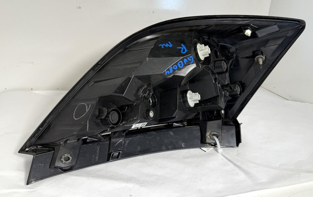 2017-2021 HONDA CIVIC TAILLIGHT RIGHT SIDE QUARTER MOUNTED OEM