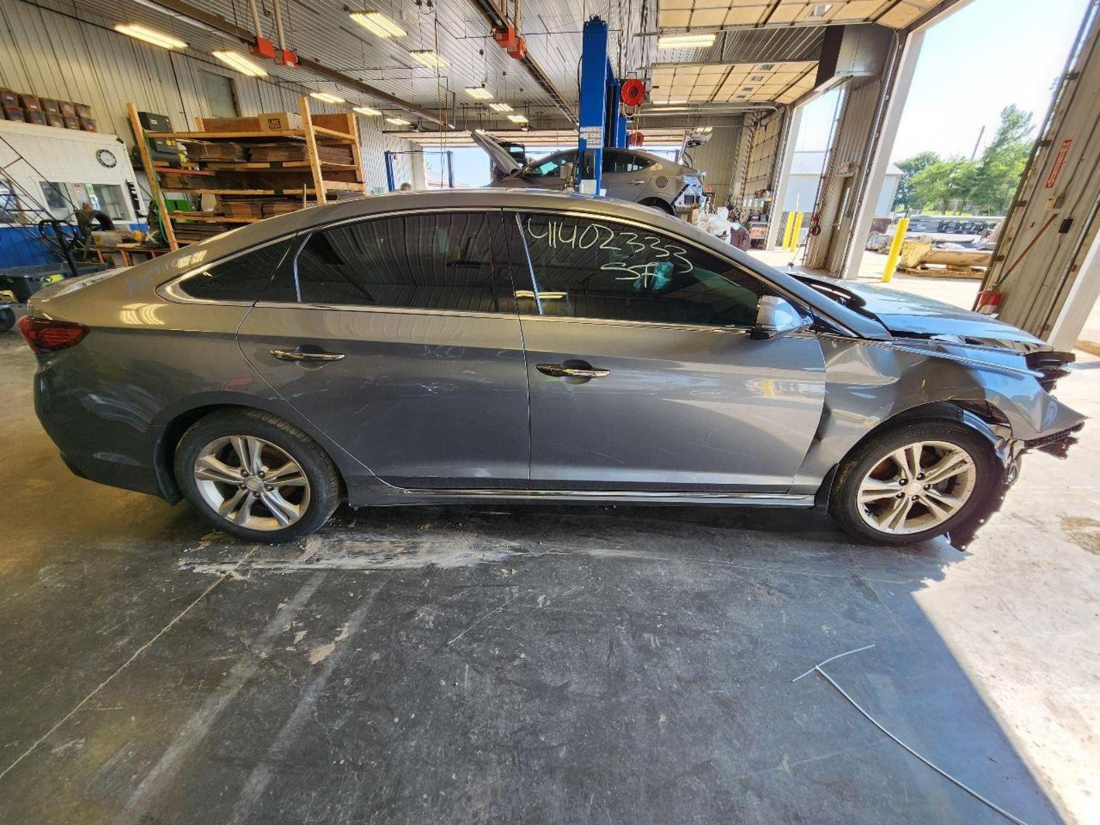 HYUNDAI SONATA R Front Door (electric), US built, R., w/automatic down 16 17 1