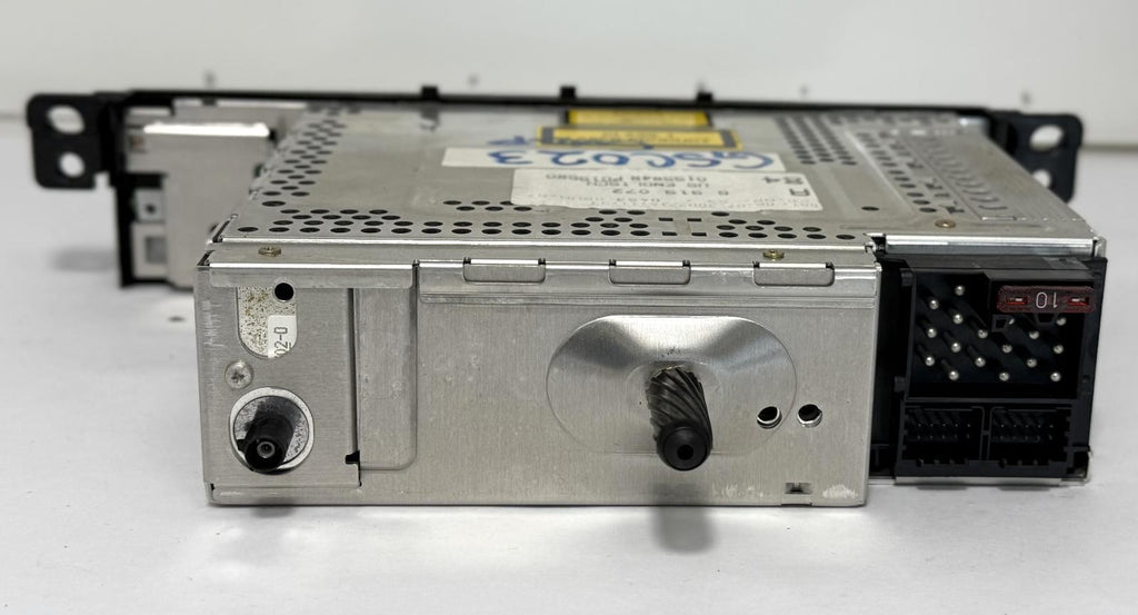 2002-2006 BMW 330i E46 AM FM RADIO STEREO CD PLAYER OEM 65126919072