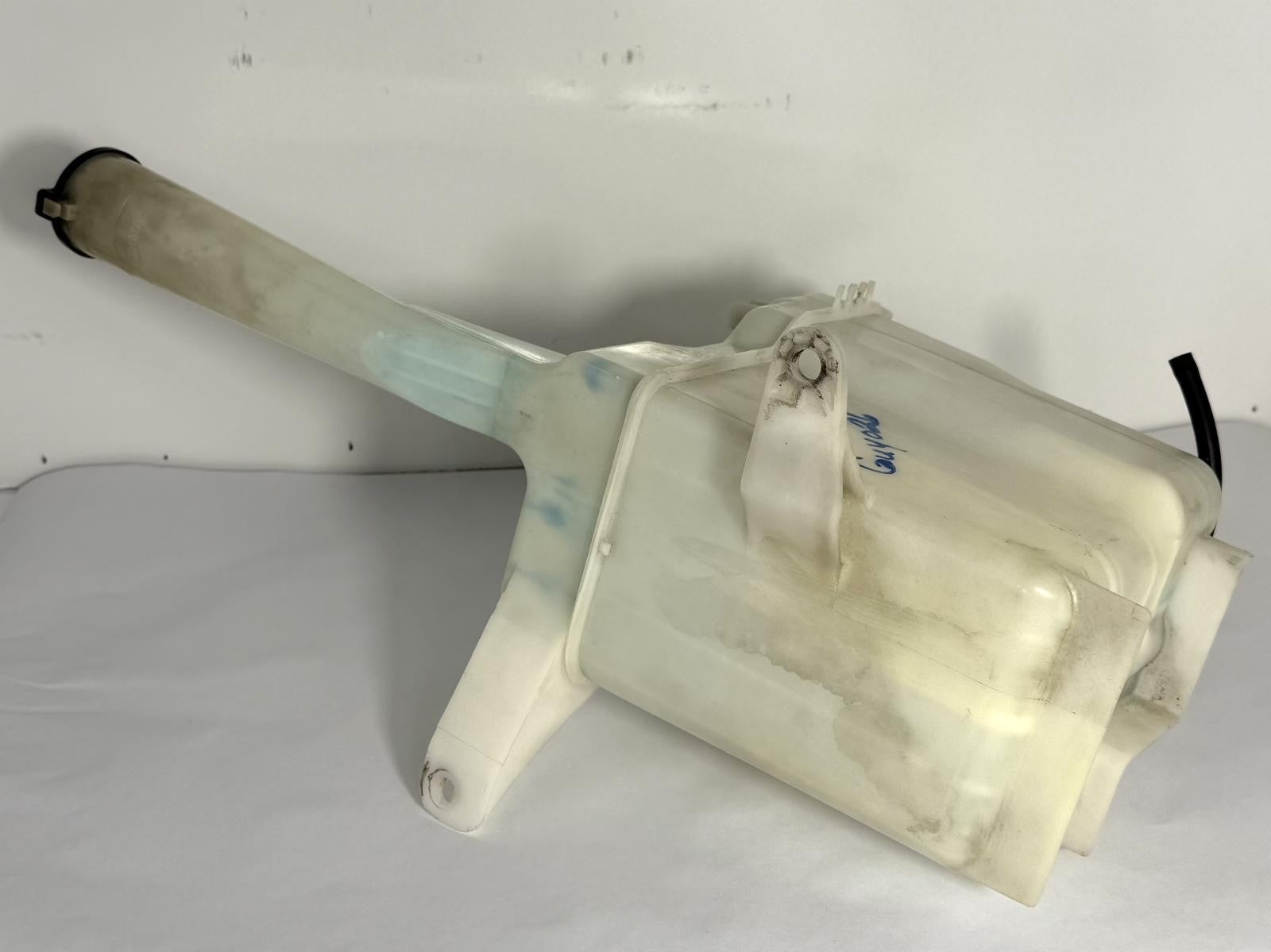 2004-2006 LEXUS ES330 WINDSHIELD WASHER BOTTLE RESERVOIR OEM 
