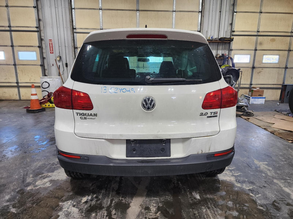 Used Left Door Mirror fits: 2013 Volkswagen Tiguan Power heated manual folding o