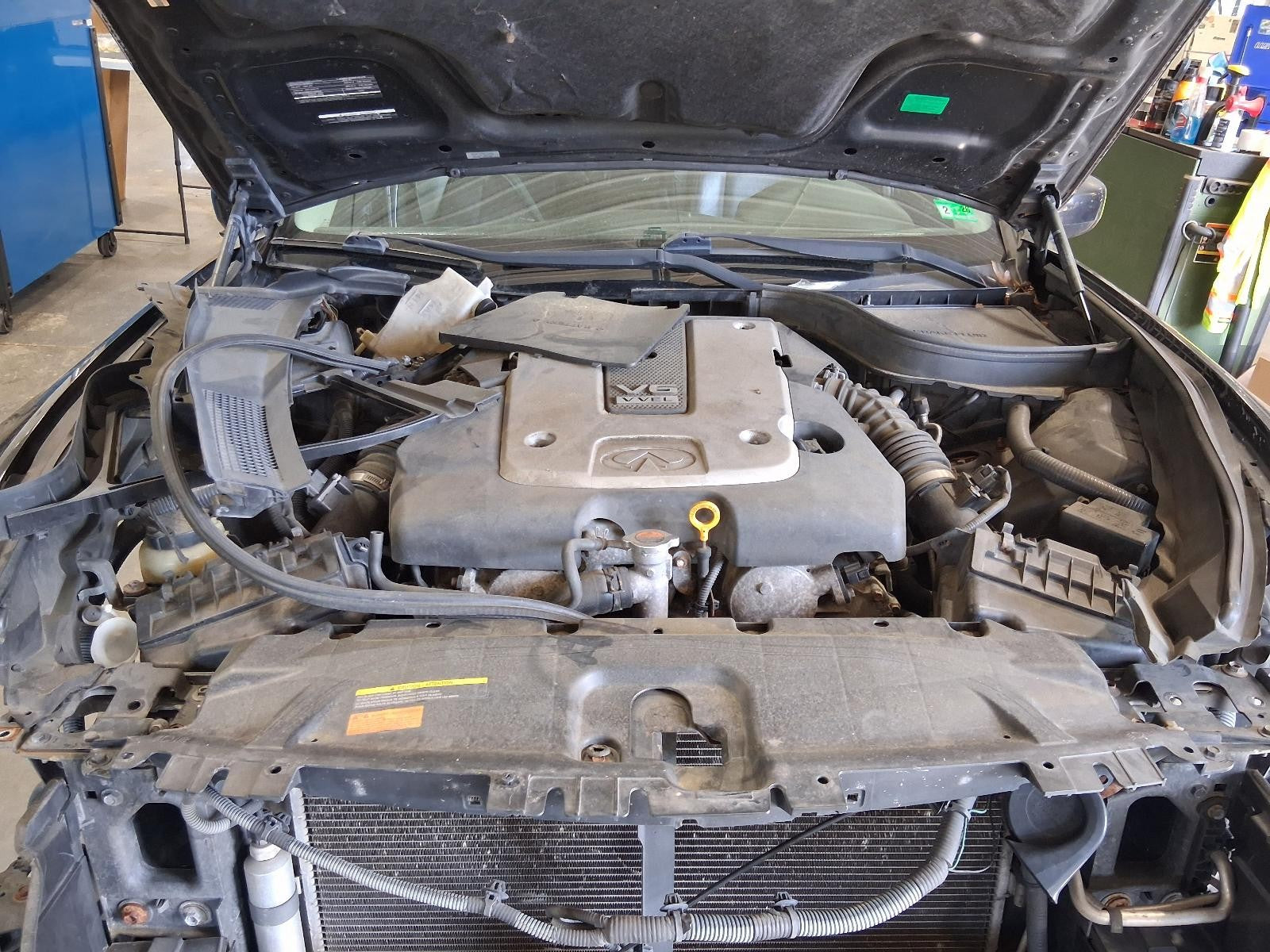 Used Windshield Wiper Motor fits: 2010 Infiniti G37 VQ37VHR Sdn Grade A