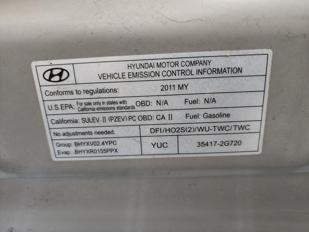 Used Right Tail Light Assembly fits: 2011 Hyundai Sonata VIN C 8th digit quarter