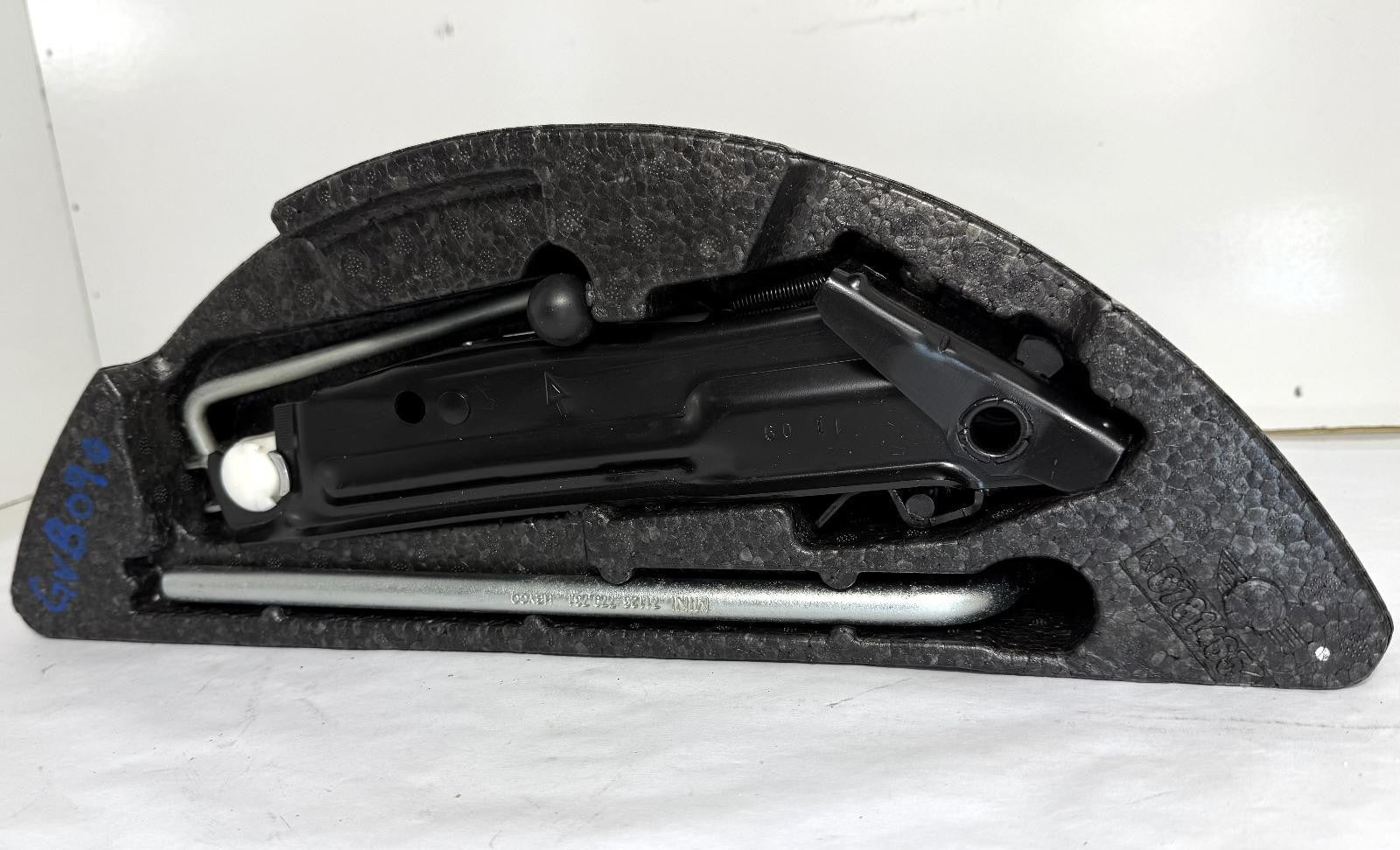 2007-2021 MINI COOPER CLUBMAN TEMERGENCY JACK LIFT TOOL KIT OEM