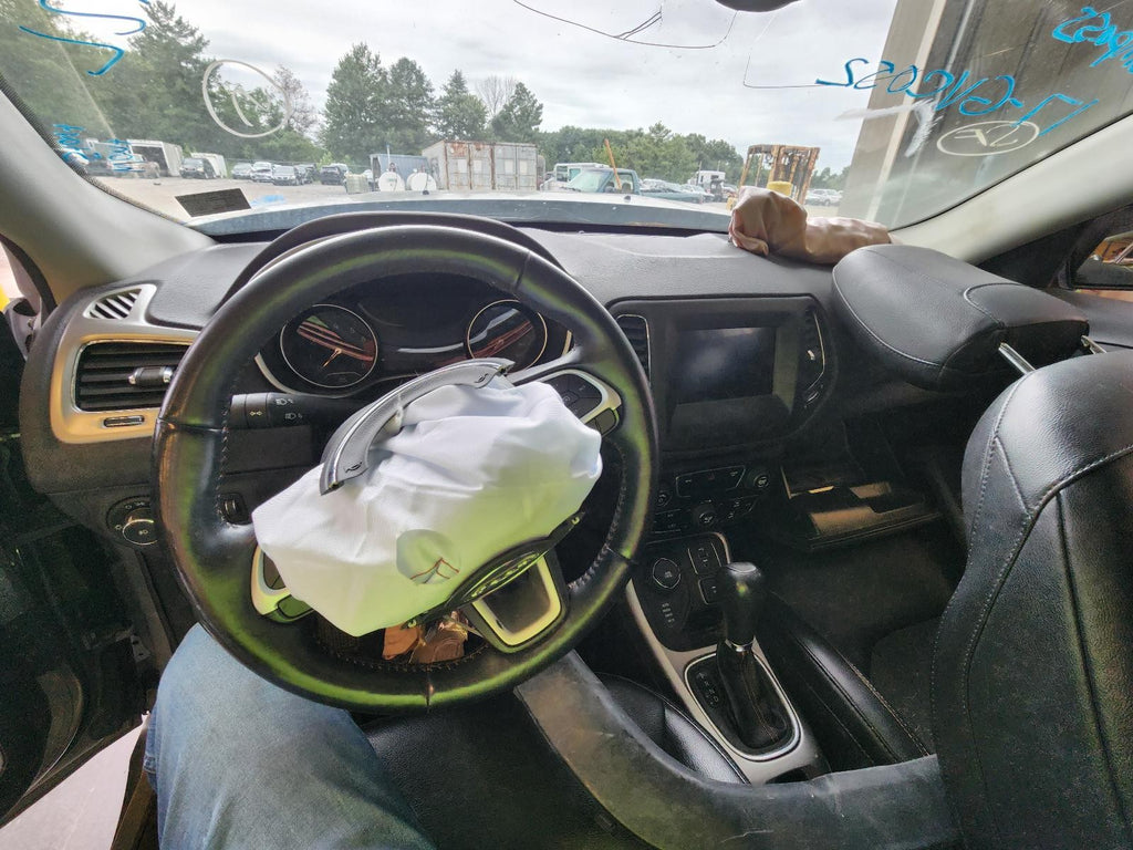 Used Right Tail Light Assembly fits: 2017 Jeep Compass new style horizontal rear